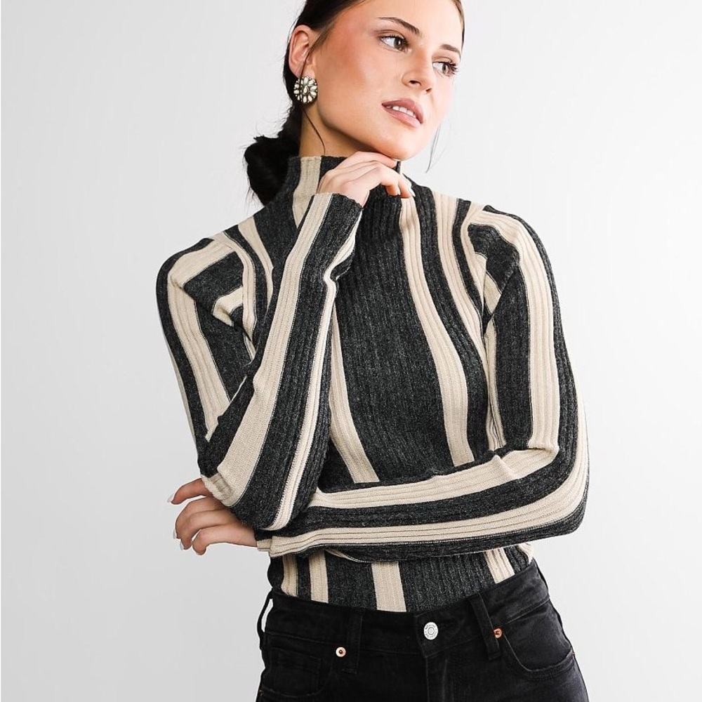 Red by BKE Striped Mock Neck Sweater XL